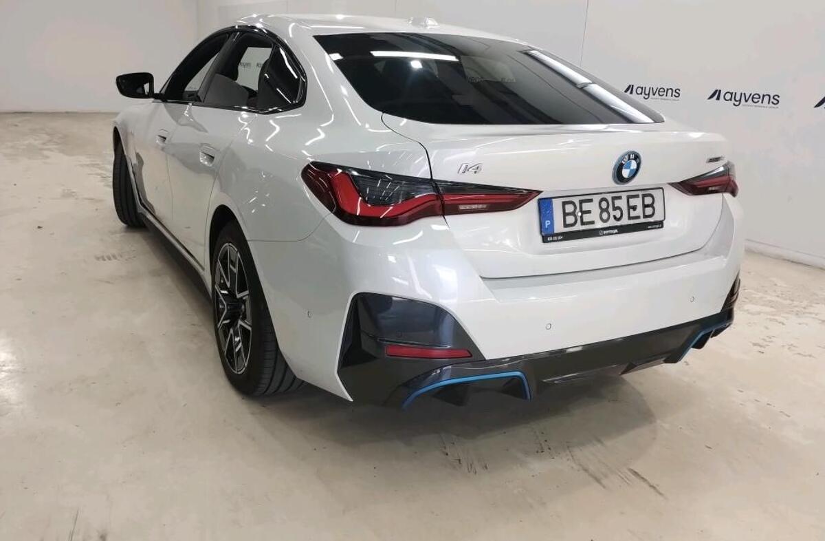 BMW i4 eDrive40 Pack Desportivo M