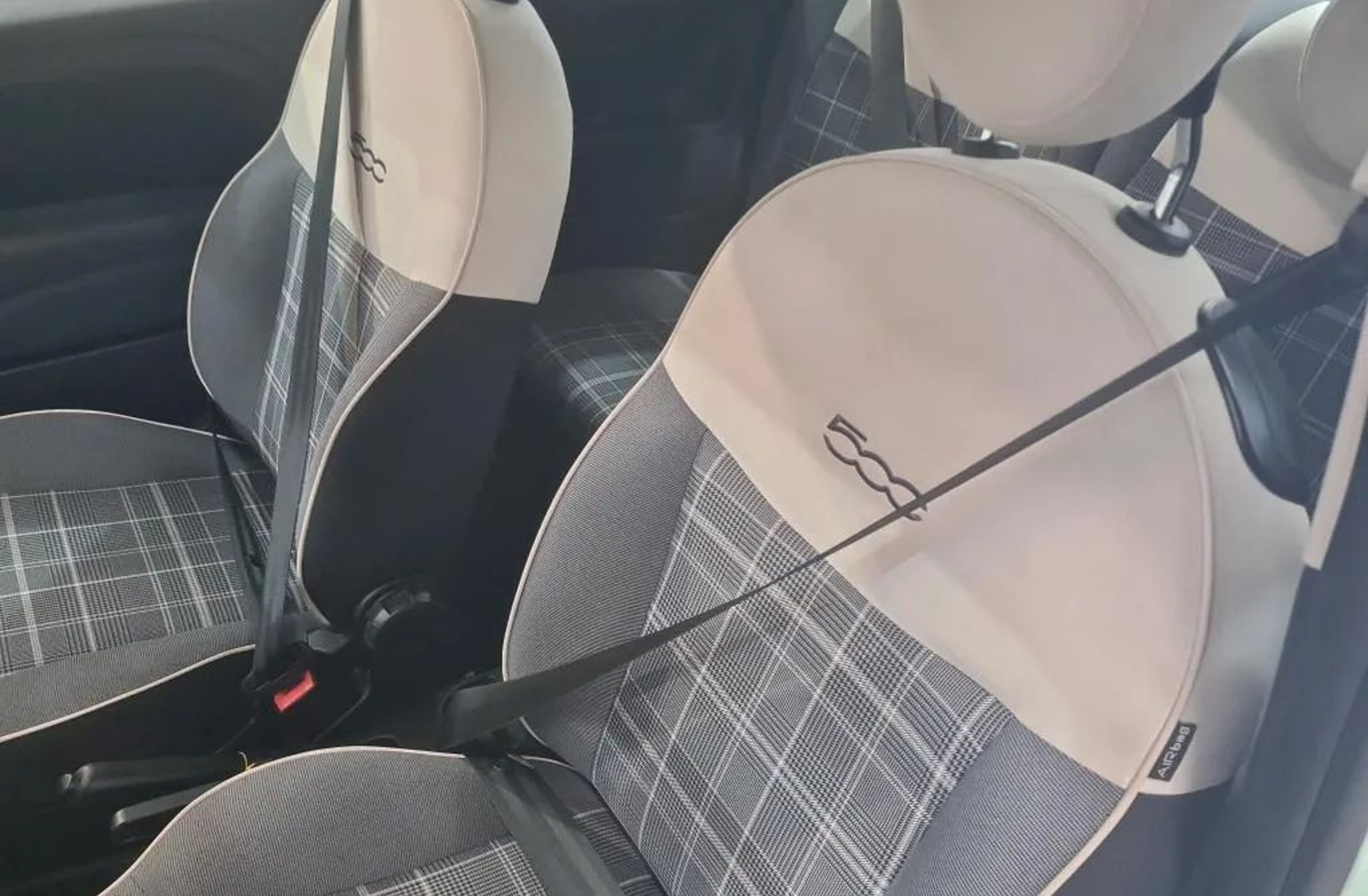 FIAT 500 1.0 Hybrid Lounge