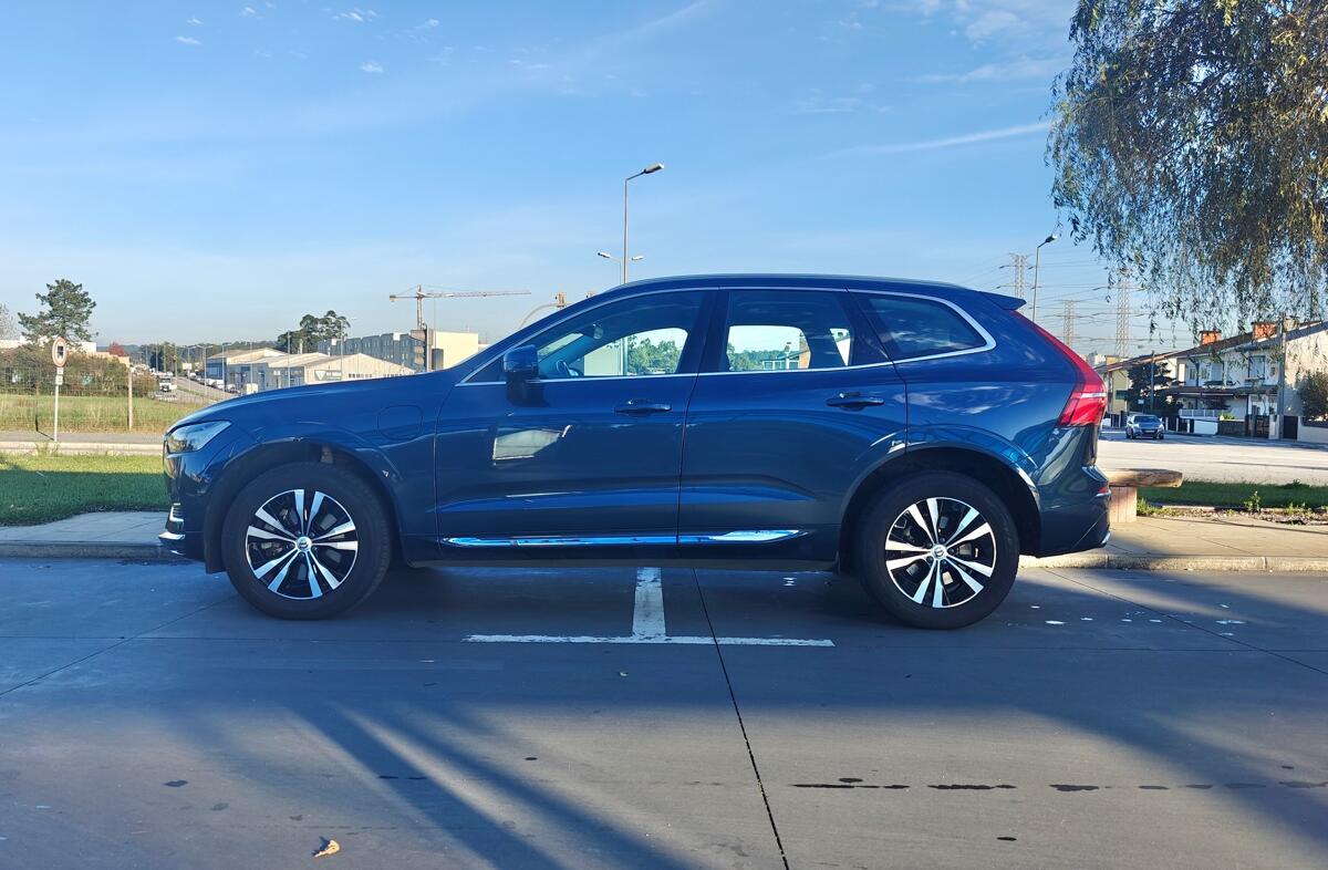 VOLVO XC60 2.0 T6 PHEV Inscription AWD