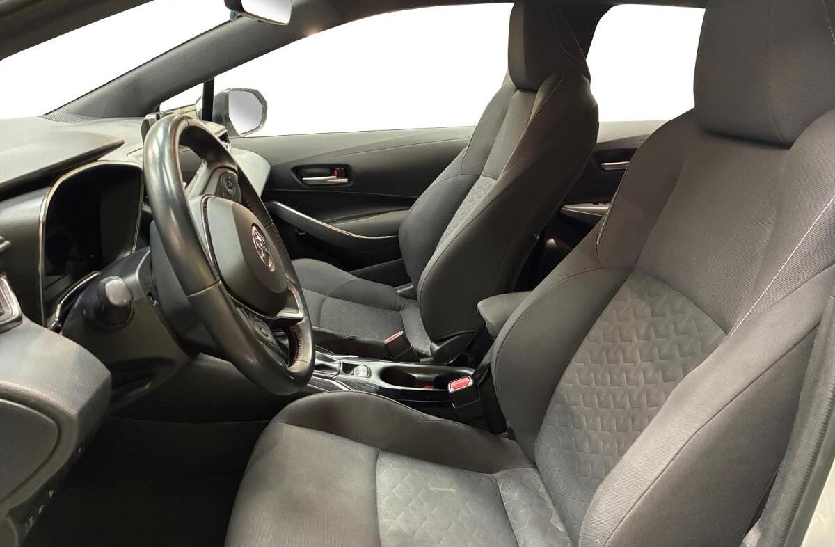 TOYOTA Corolla 1.8 Hybrid Active