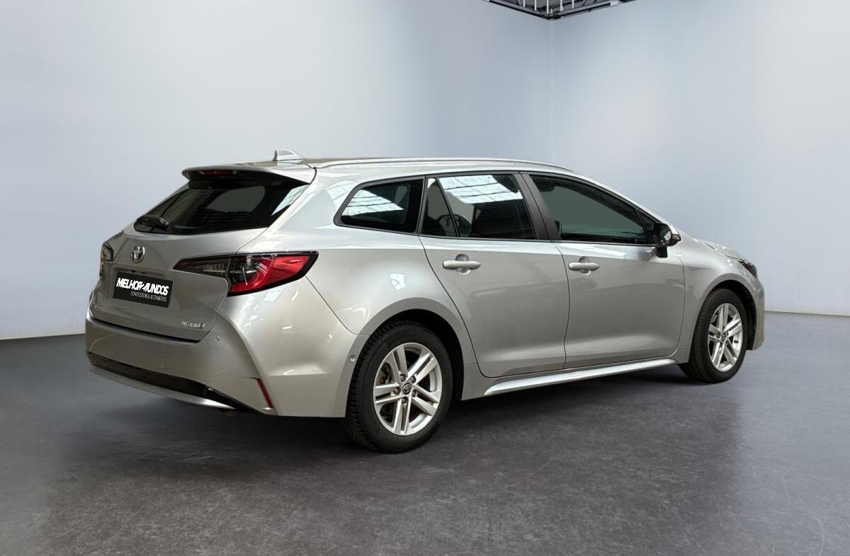 TOYOTA Corolla 1.8 Hybrid Active