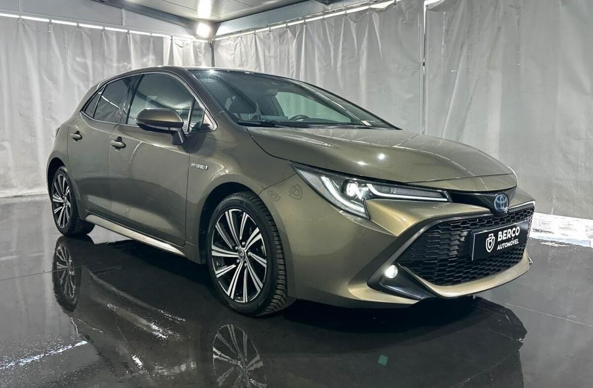 TOYOTA Corolla 1.8 Hybrid Comfort+P.Sport