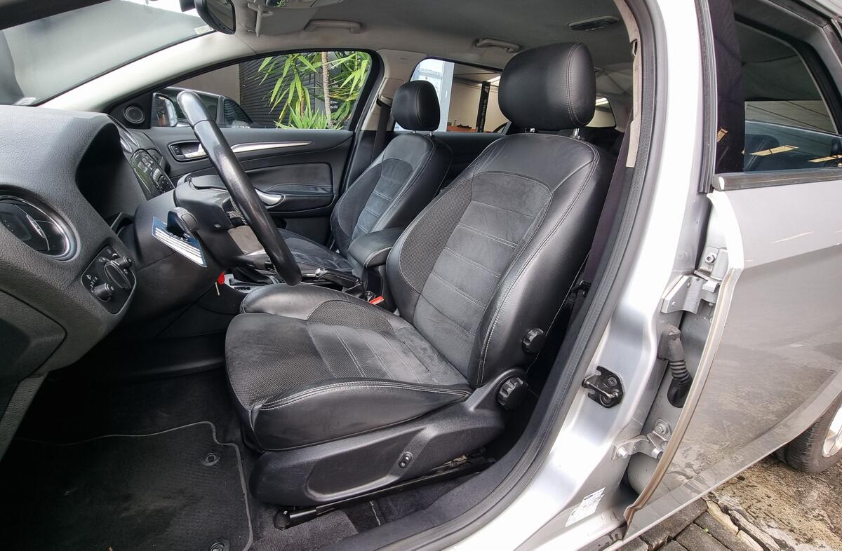 FORD Mondeo SW 2.0 TDCi Titanium Aut.