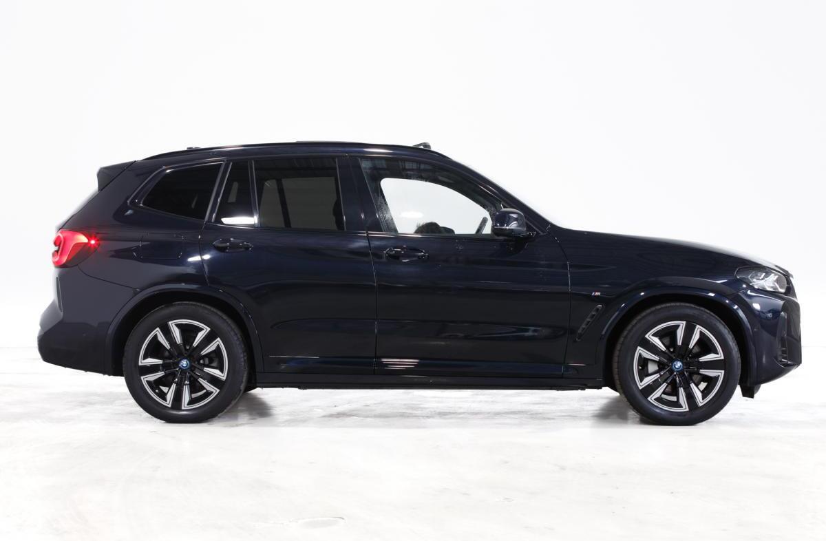 BMW iX3 M Sport Inspiring