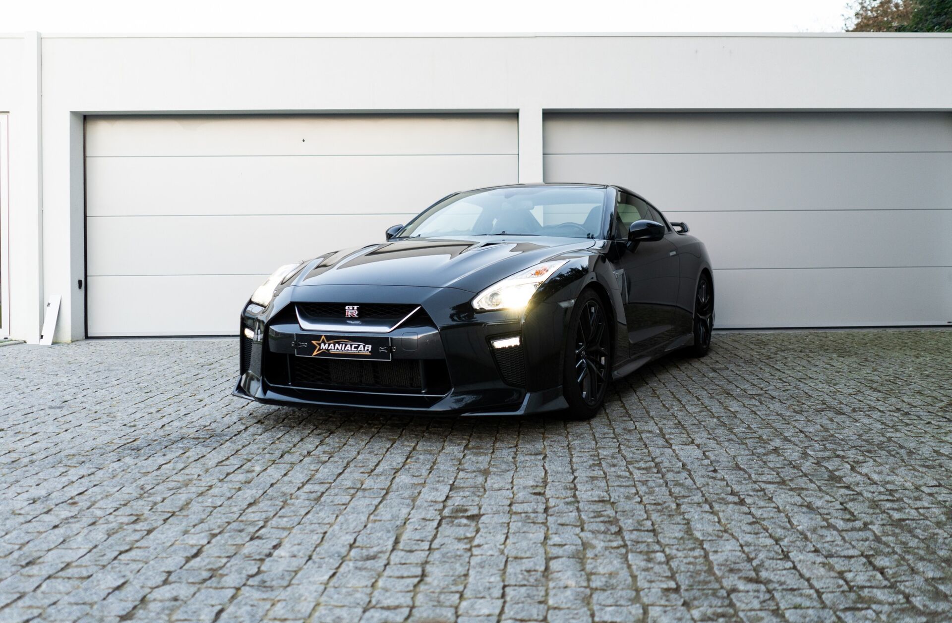 NISSAN GT-R 3.8 V6 Black Edition