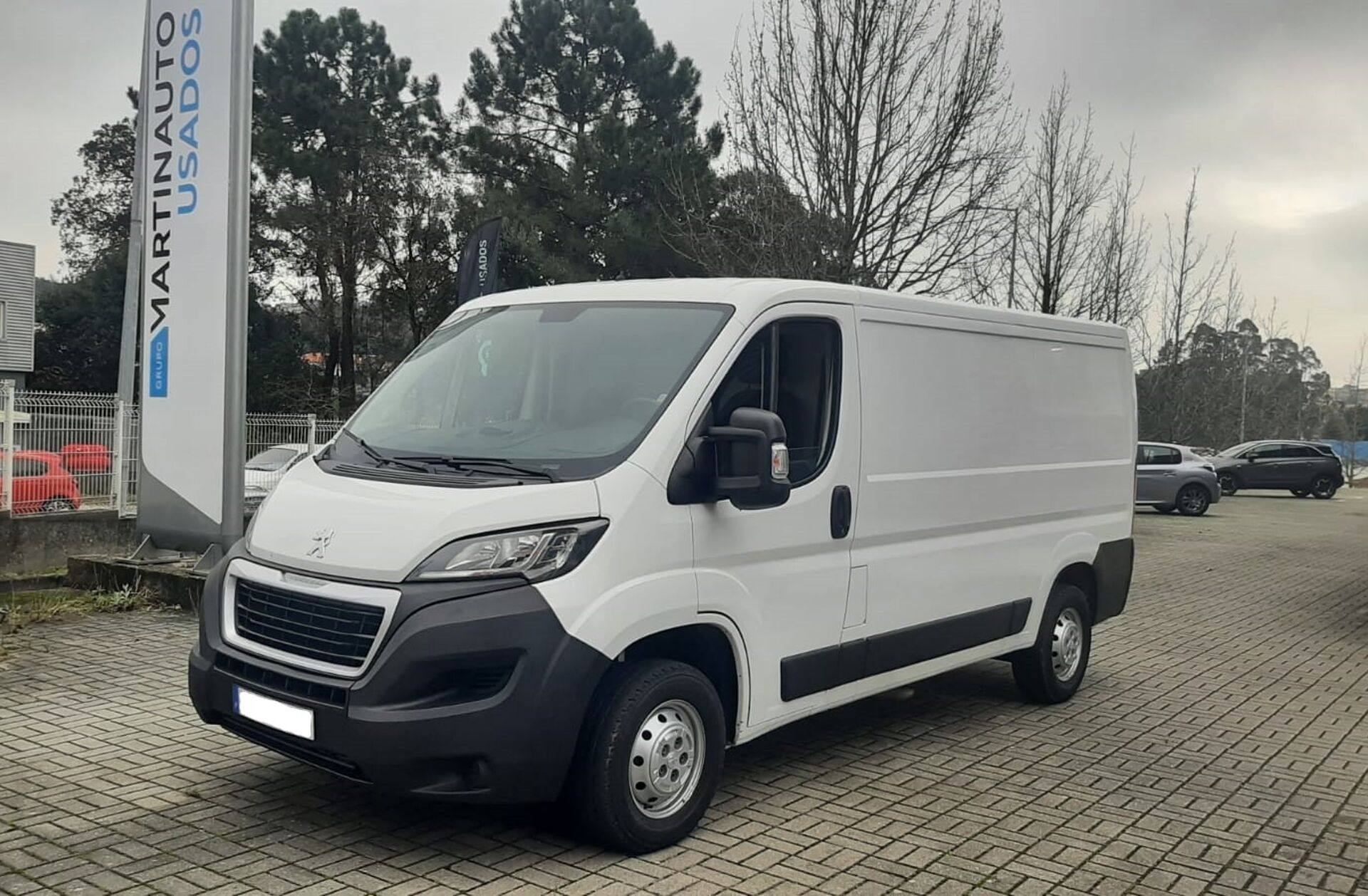PEUGEOT Boxer 2.2 BlueHDi 333 L2