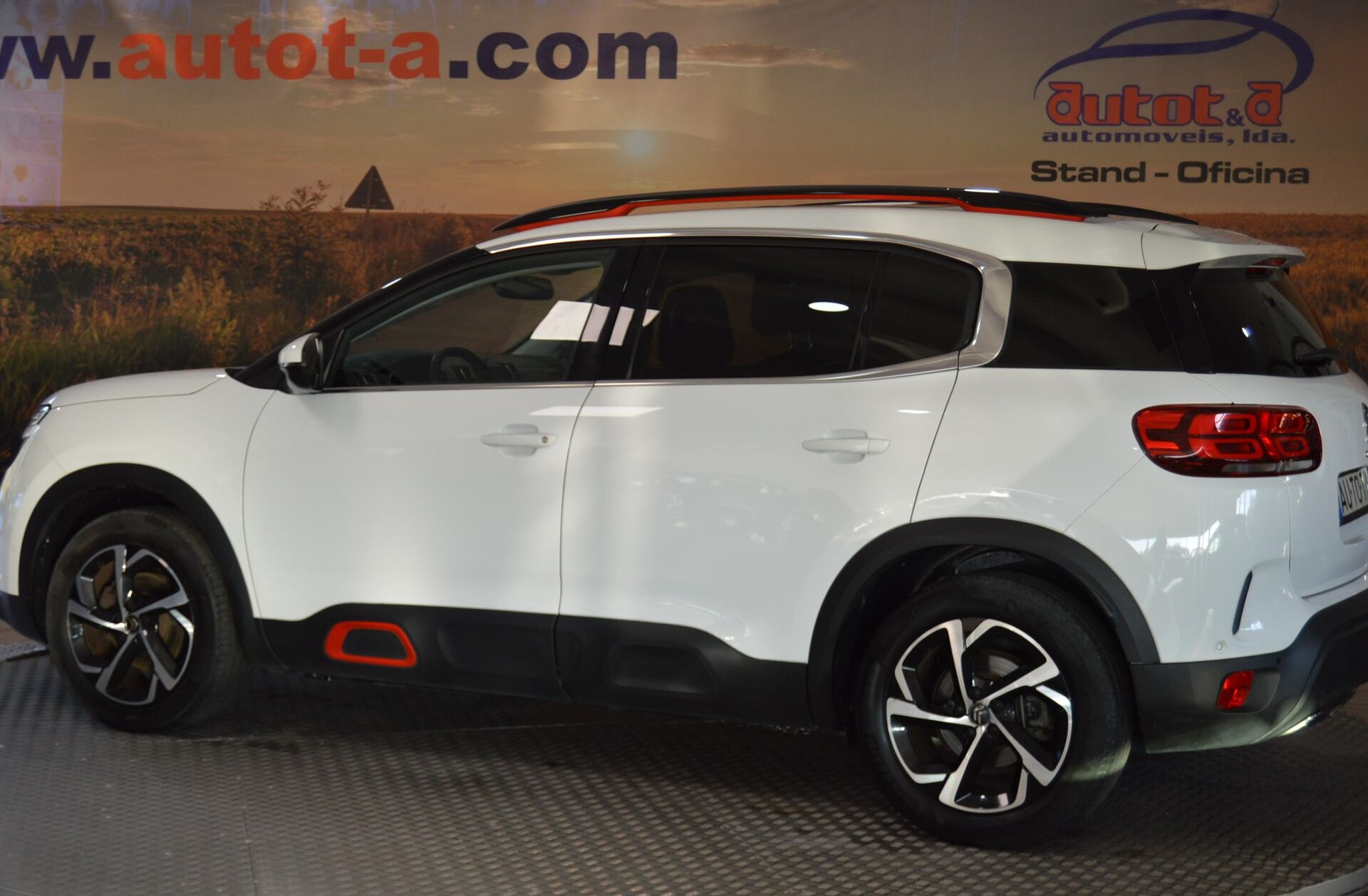CITROEN C5 AirCross 1.2 PureTech Shine EAT8