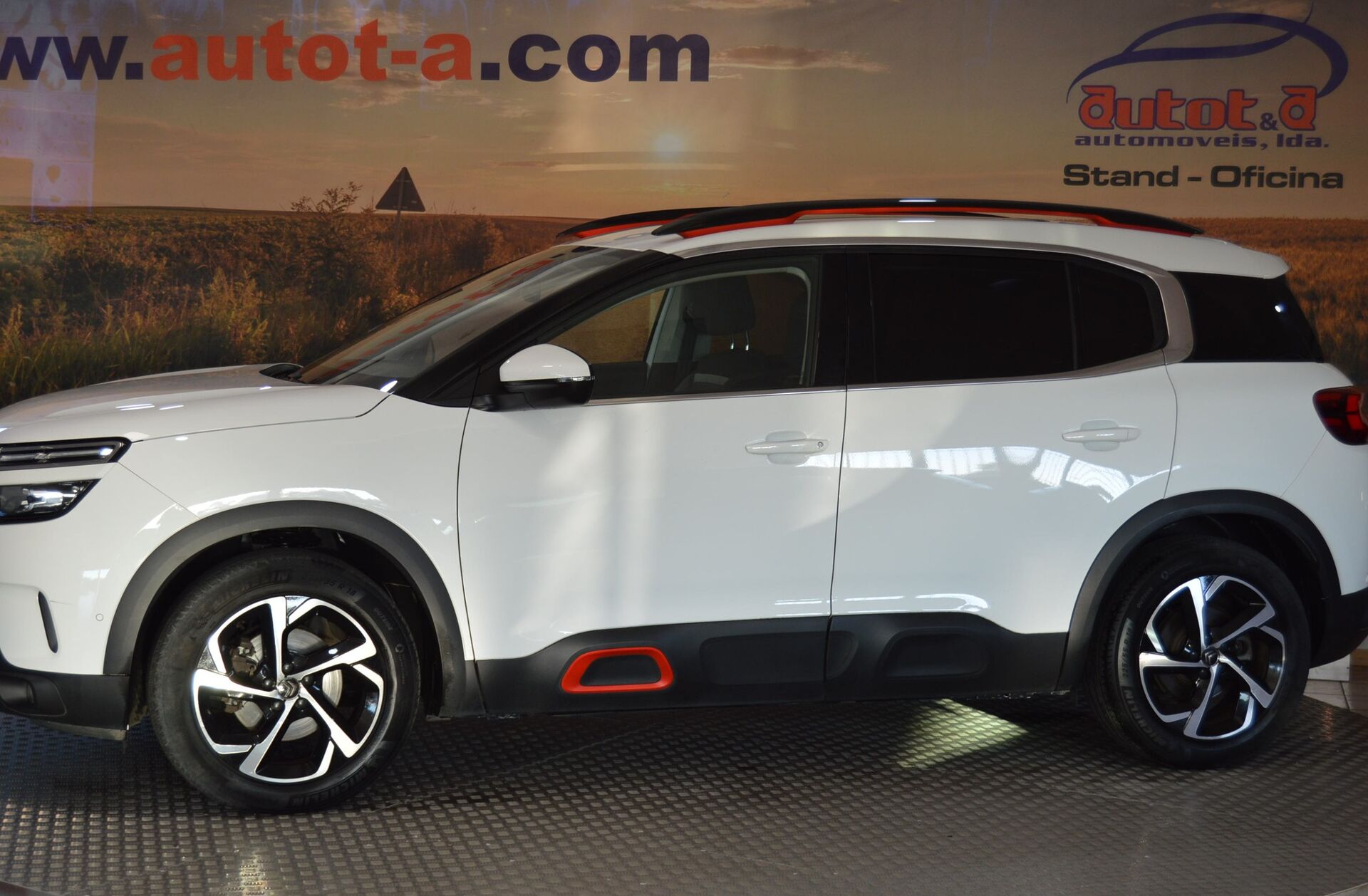 CITROEN C5 AirCross 1.2 PureTech Shine EAT8