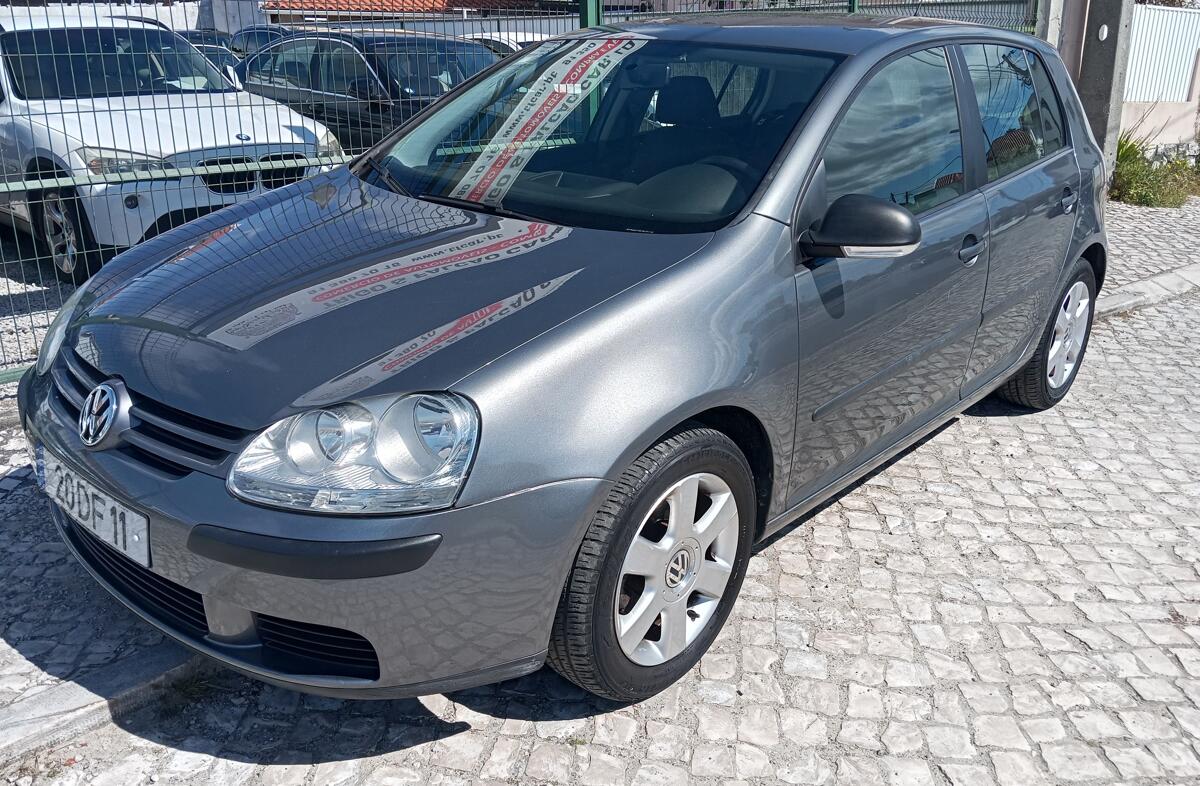 VOLKSWAGEN Golf 1.4i Confortline