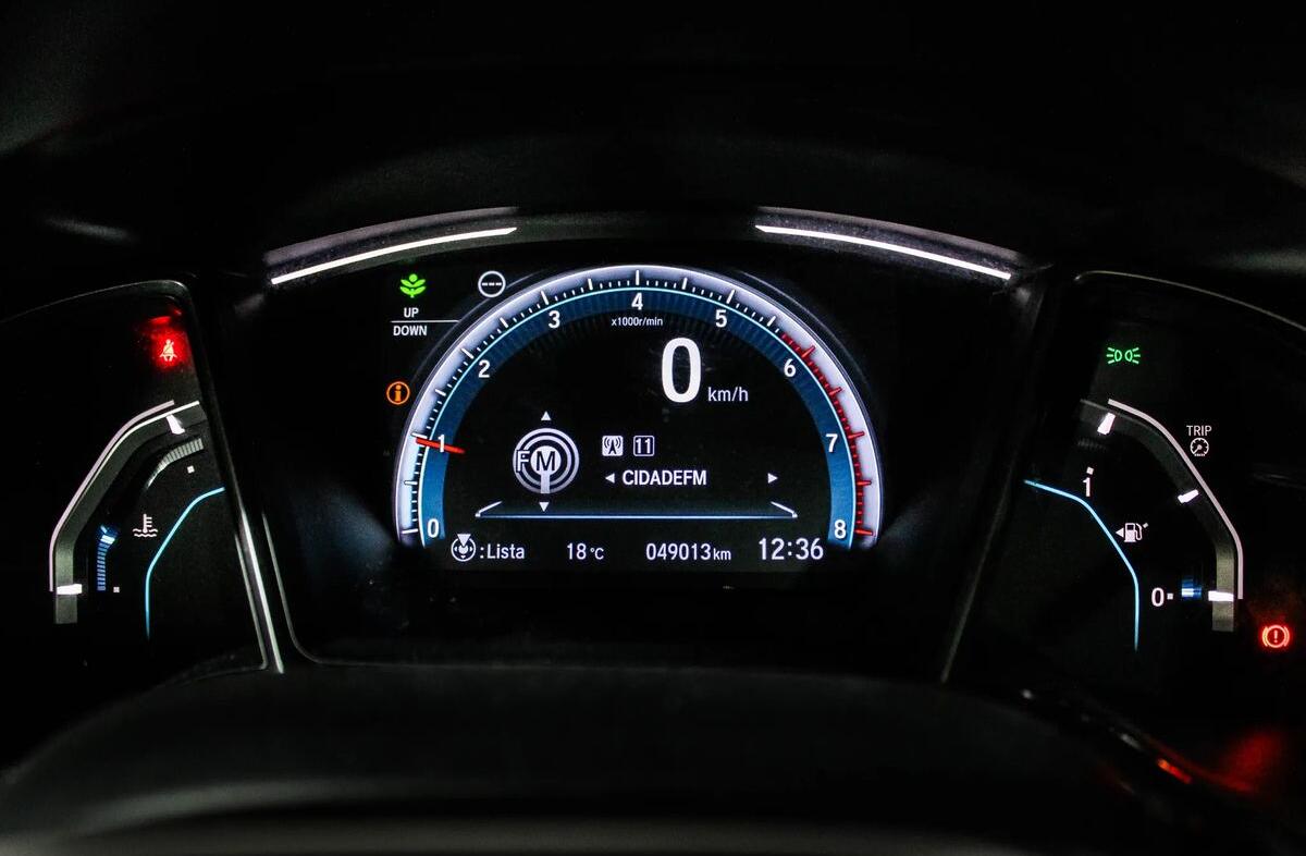 HONDA Civic 1.0 i-VTEC Executive Premium