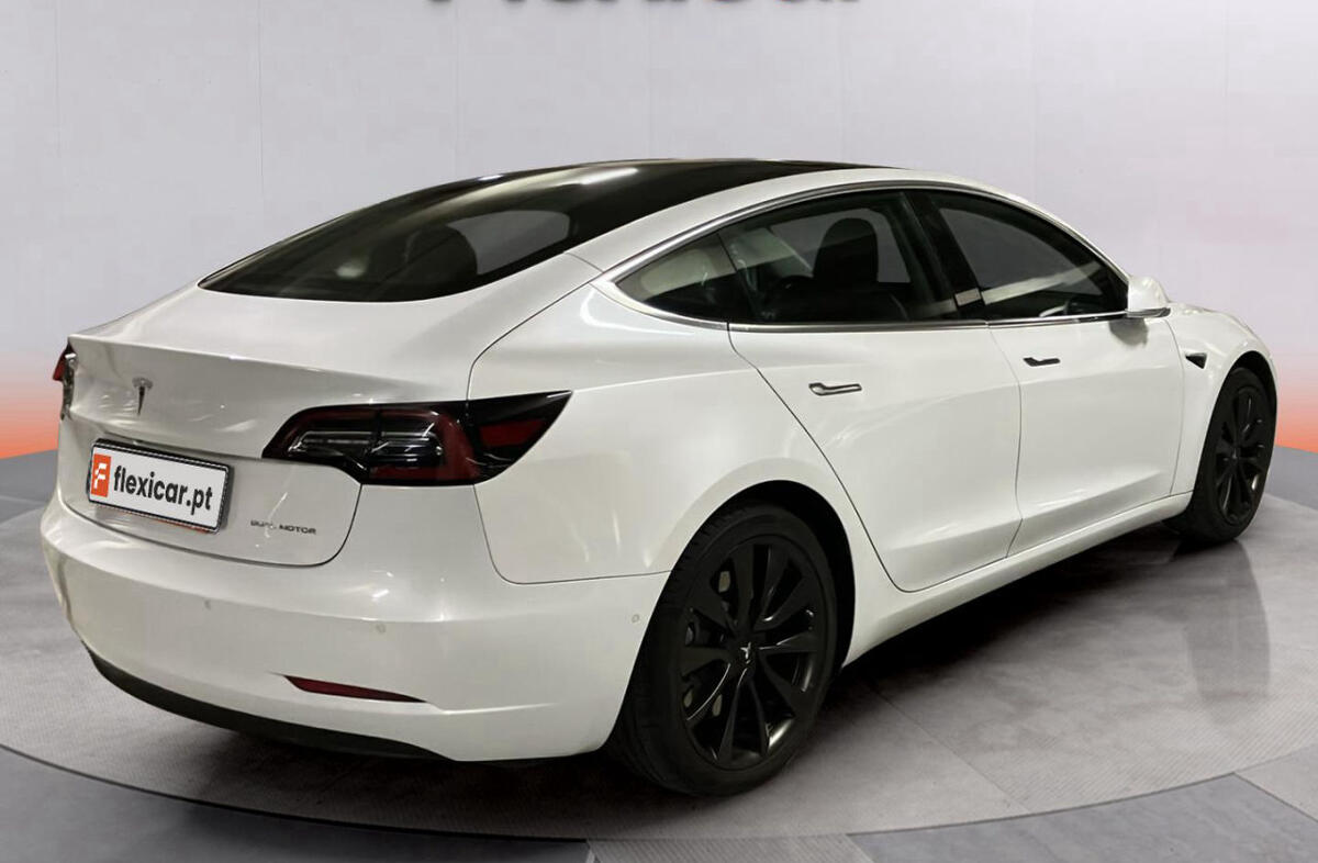 TESLA Model 3 Long-Range Dual Motor AWD