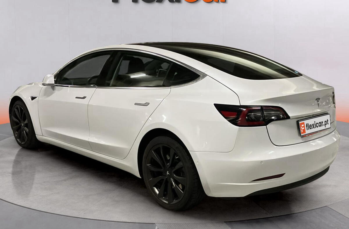 TESLA Model 3 Long-Range Dual Motor AWD