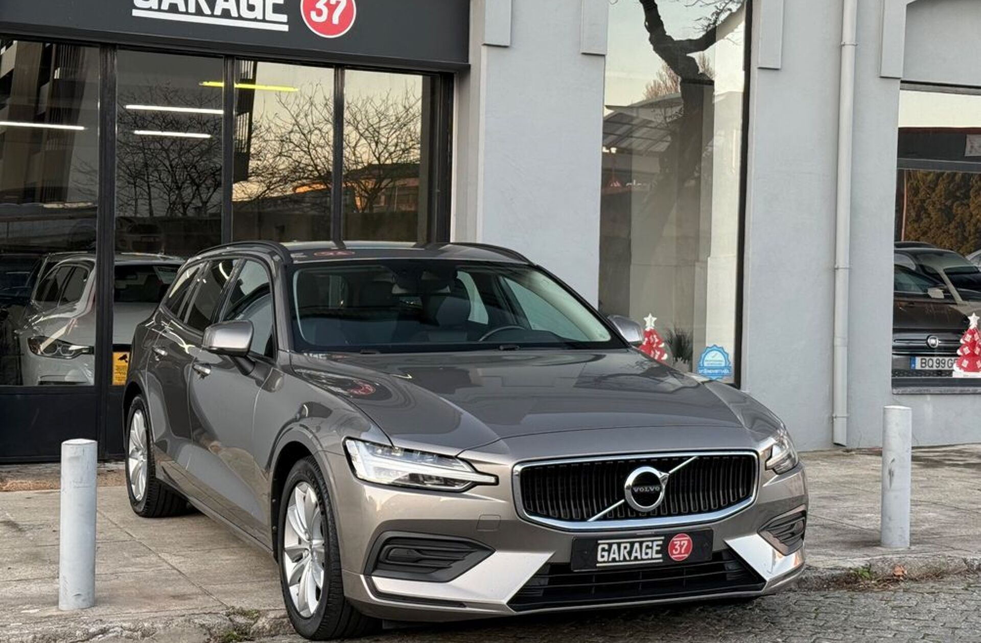 VOLVO V60 2.0 D3 Momentum