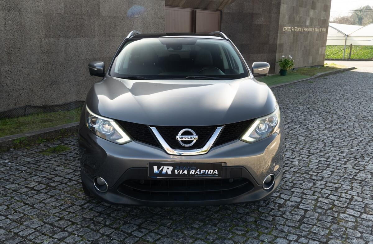 NISSAN Qashqai 1.5 dCi N-Connecta 18