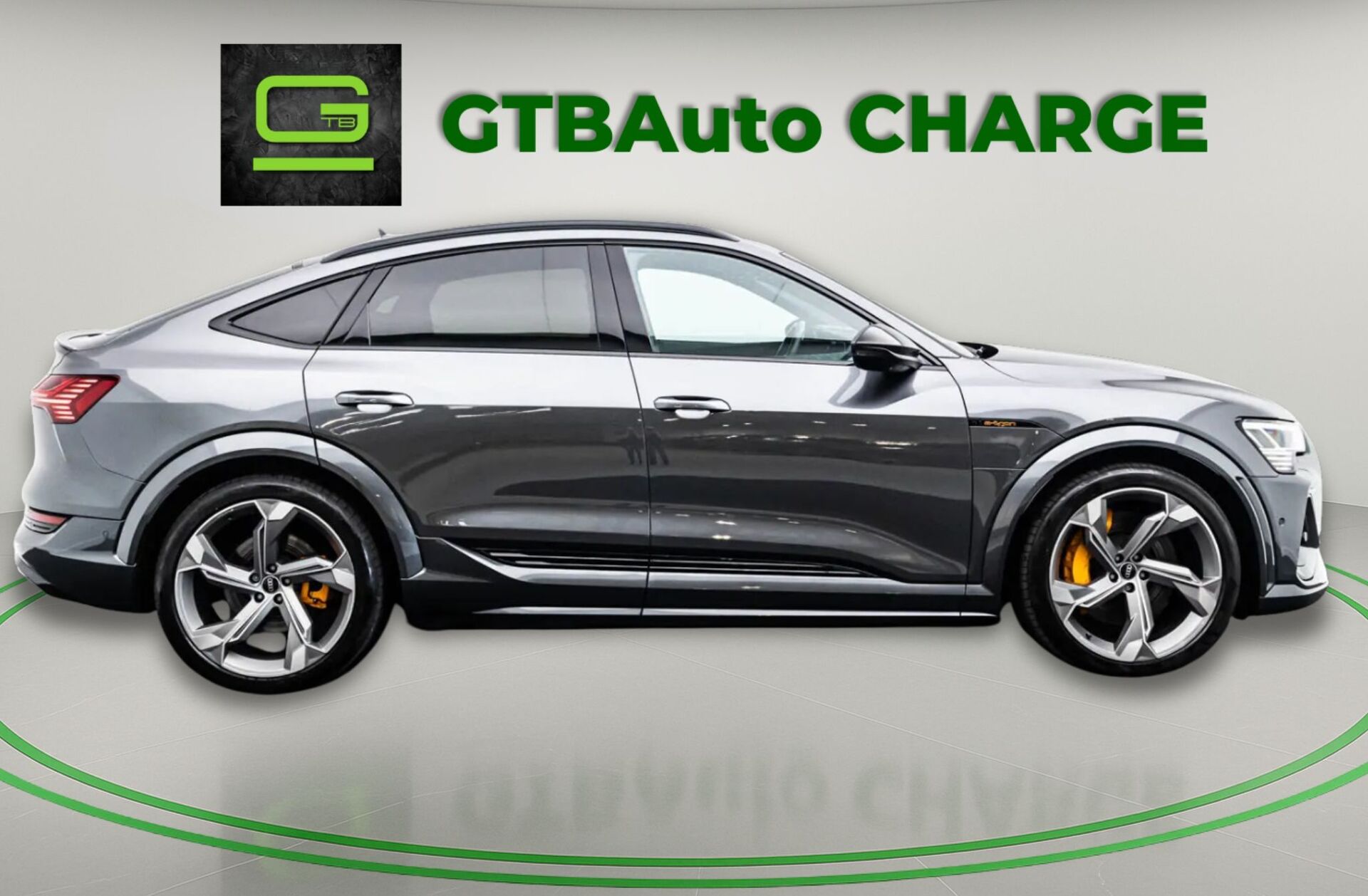 AUDI e-tron S quattro