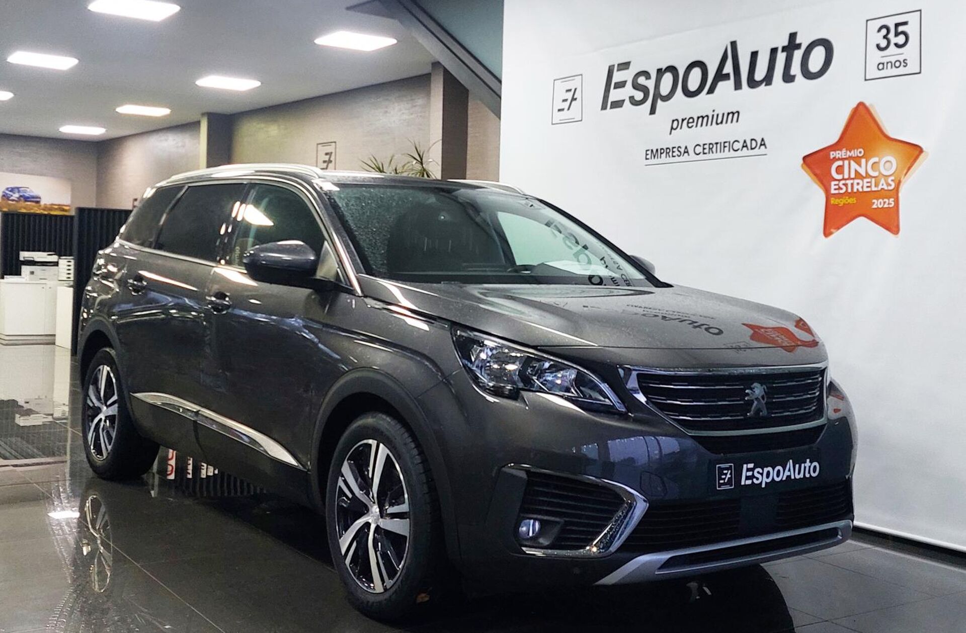 PEUGEOT 5008 1.5 BlueHDi Allure