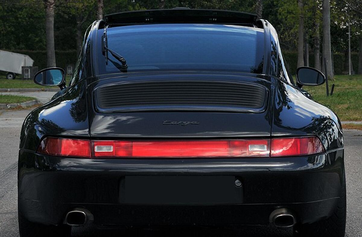 PORSCHE 911 Carrera Coupé