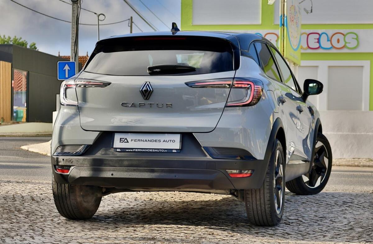 RENAULT Captur 1.0 TCe Equilibre