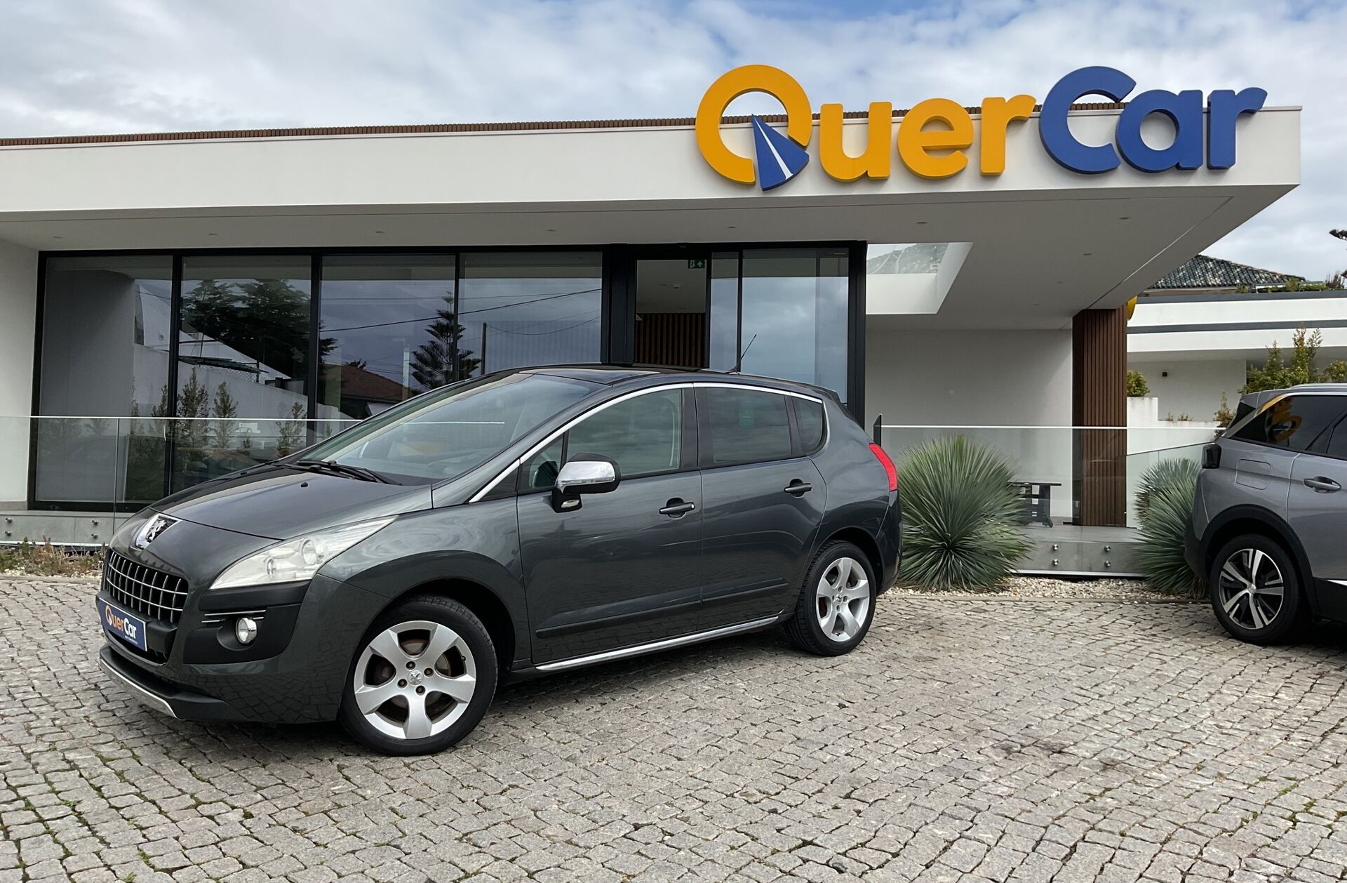 PEUGEOT 3008 1.6 HDi Executive