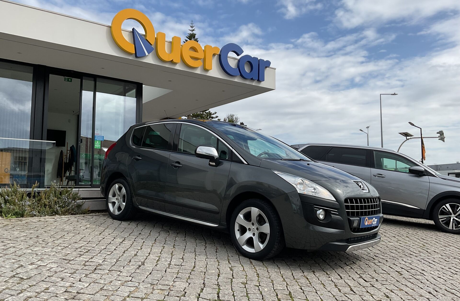 PEUGEOT 3008 1.6 HDi Executive