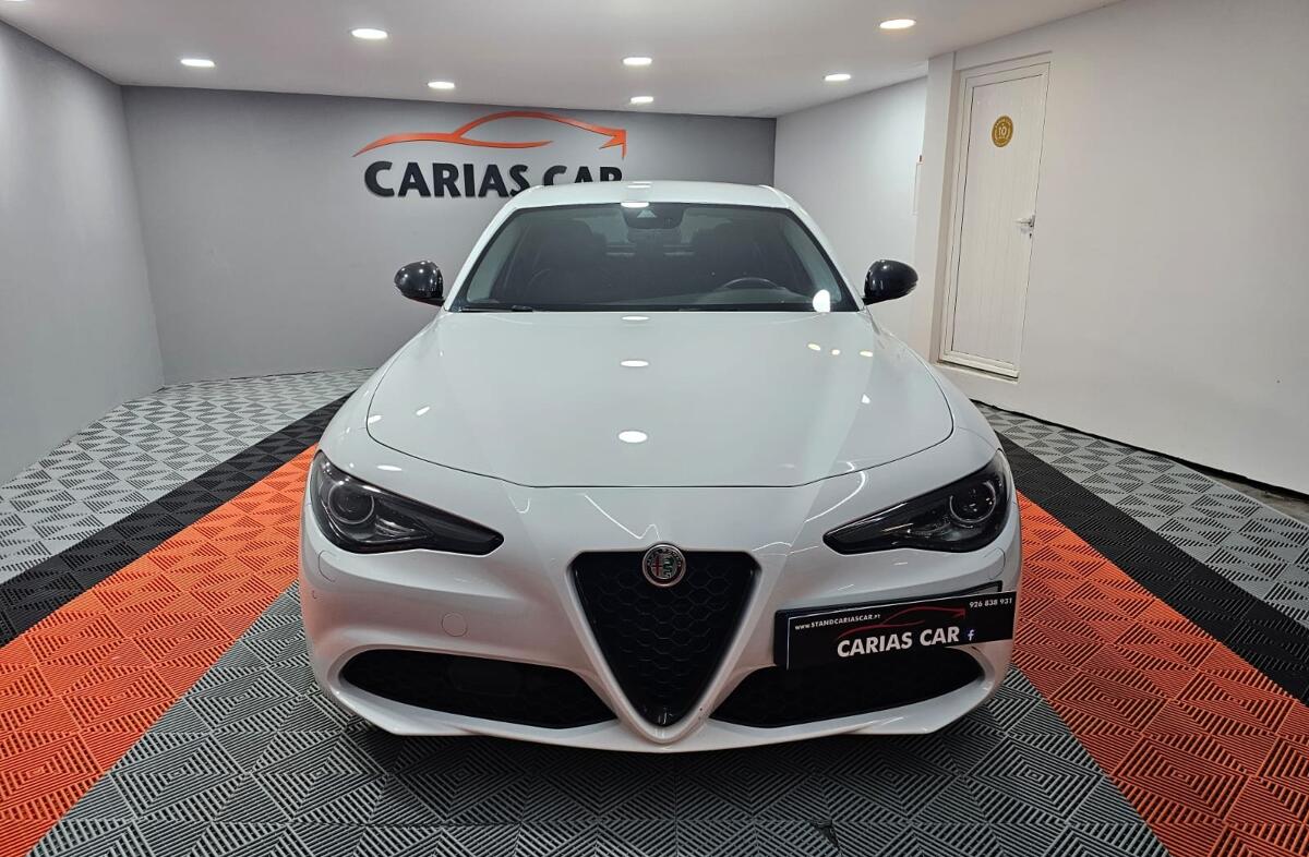 ALFA ROMEO Giulia 2.2 D Super AT8