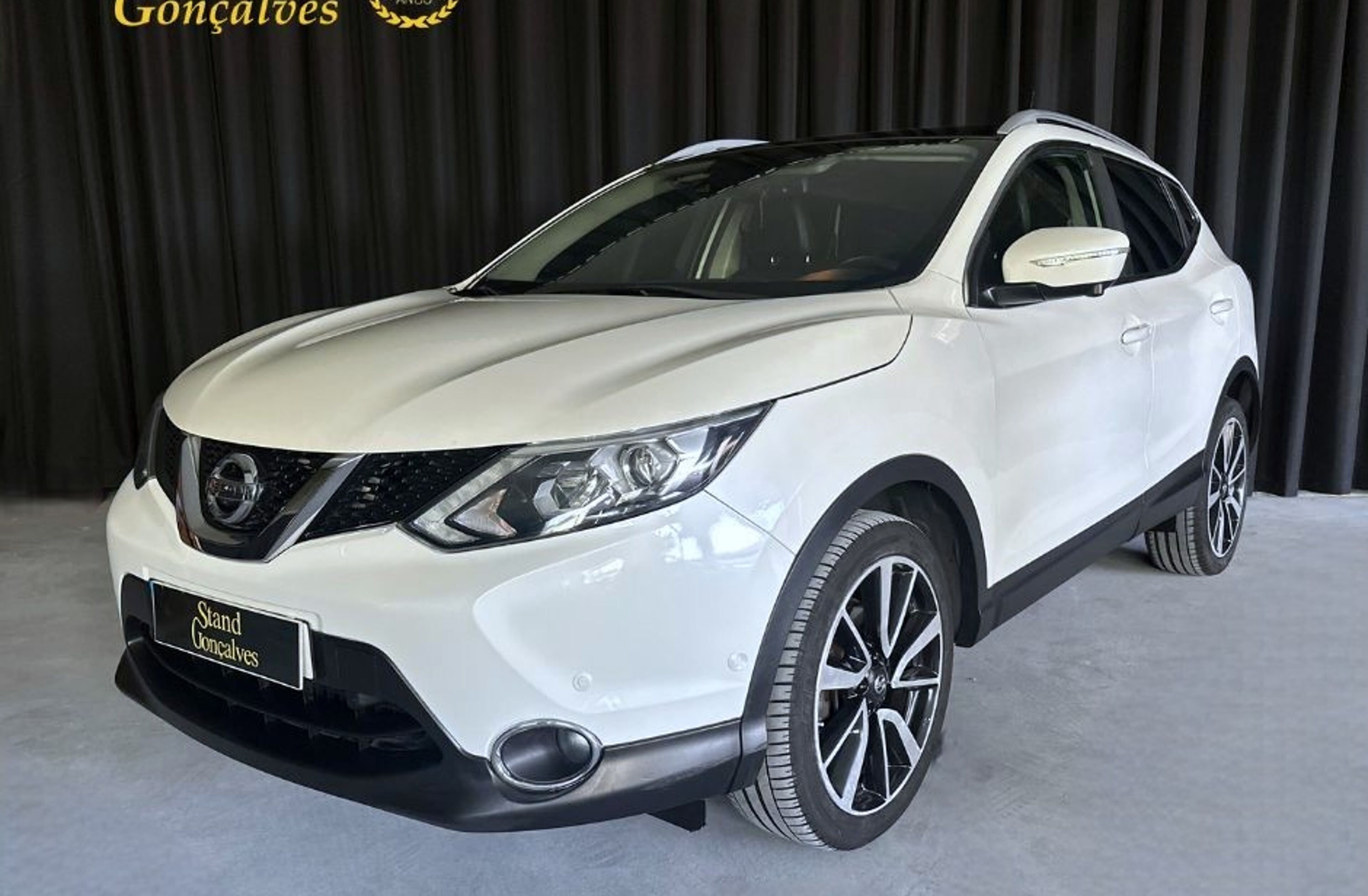 NISSAN Qashqai 1.5 dCi Tekna Premium