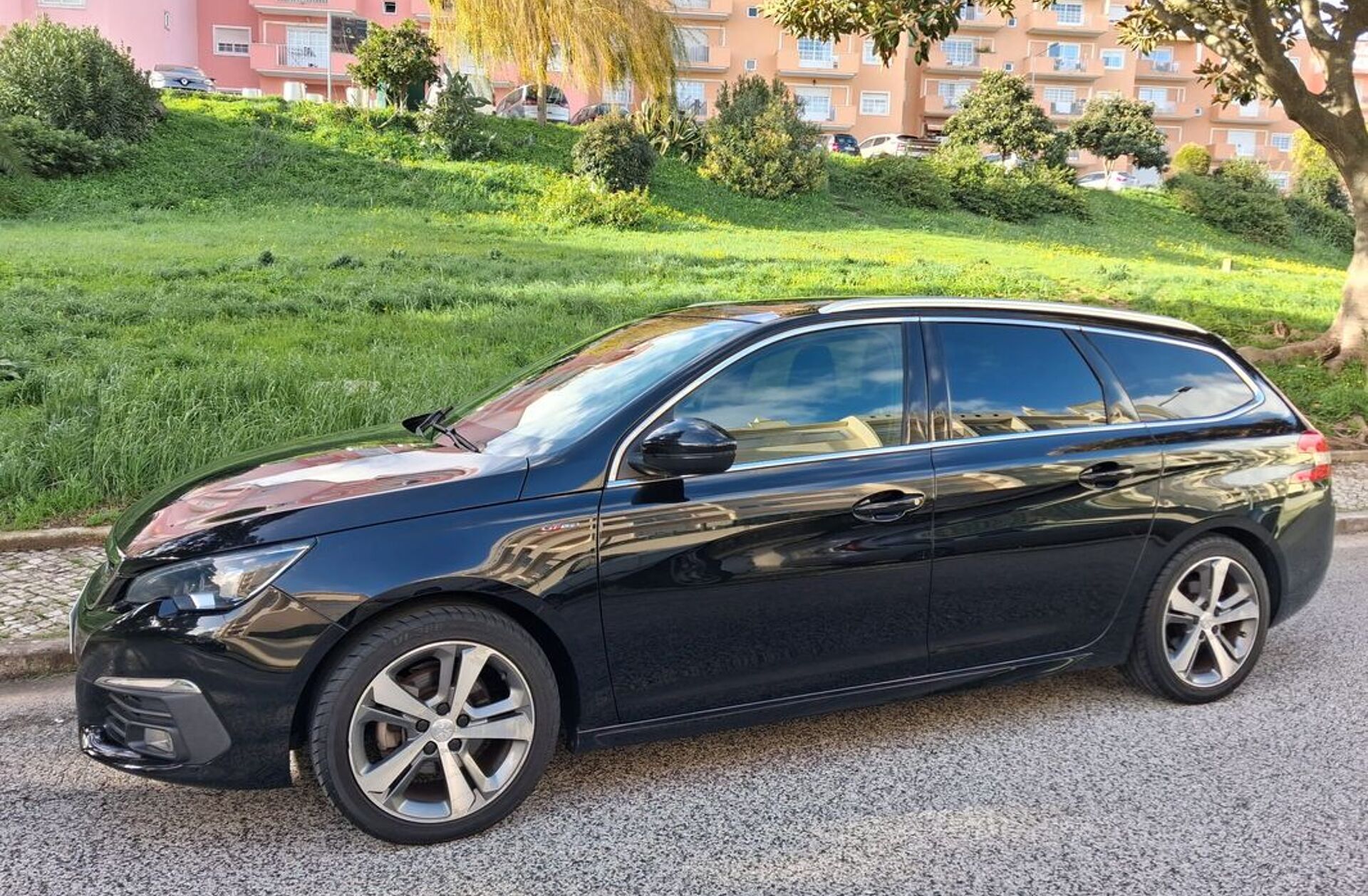PEUGEOT 308 SW 1.5 BlueHDi GT Line