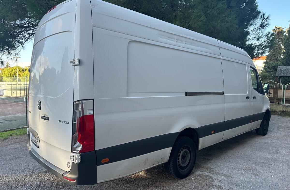 MERCEDES Sprinter 317 CDI/43