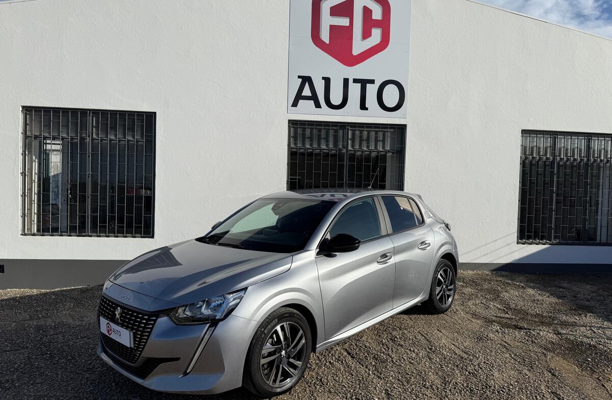PEUGEOT 208 1.2 PureTech Allure