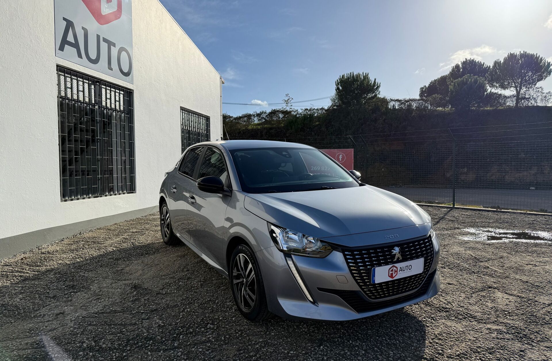 PEUGEOT 208 1.2 PureTech Allure