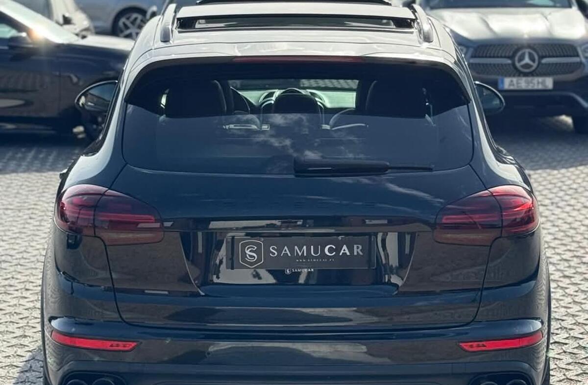 PORSCHE Cayenne S E-Hybrid Platinum Edition