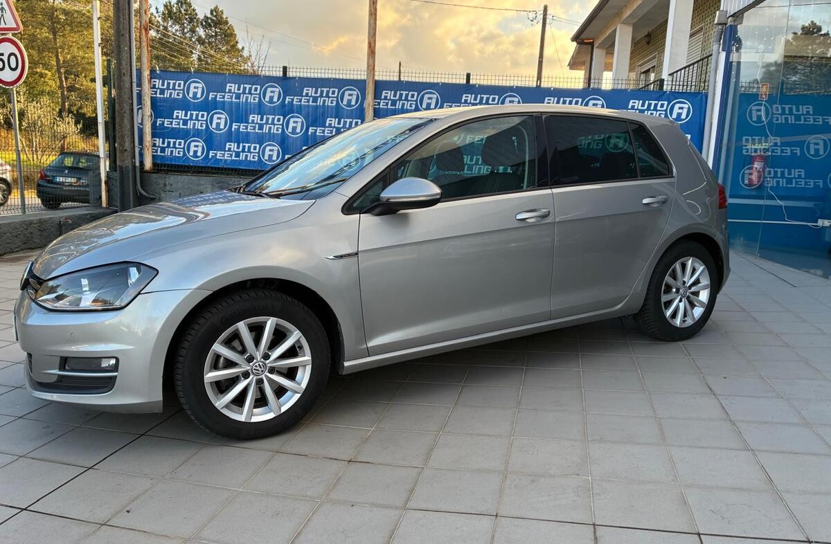 VOLKSWAGEN Golf 1.6 TDi BlueMotion Trendline