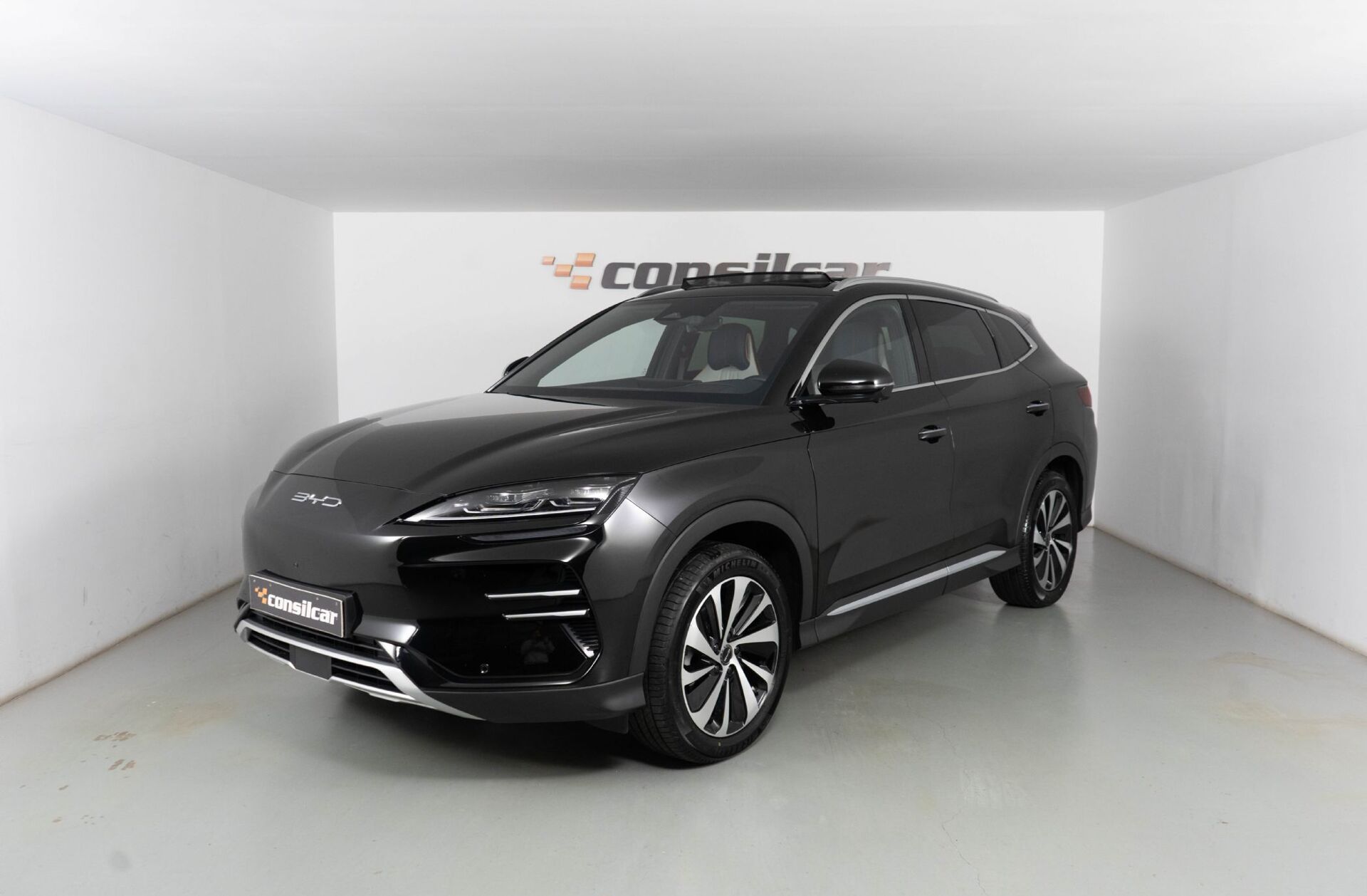 BYD Seal U 87 kWh Design