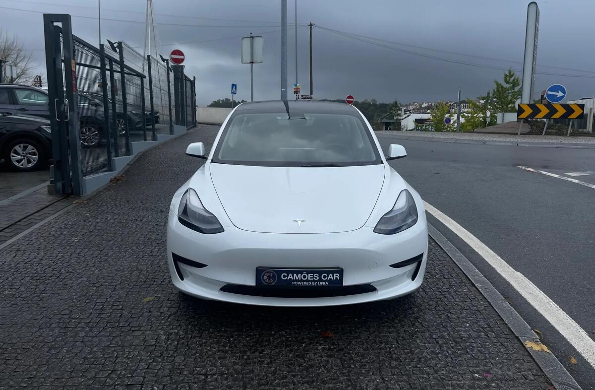 TESLA Model 3 Long Range Tração Traseira