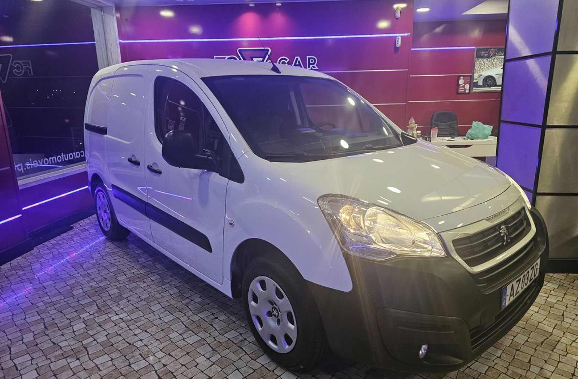 PEUGEOT Partner partner