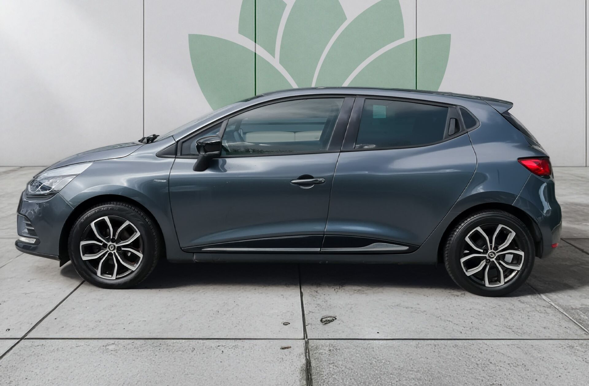 RENAULT Clio 0.9 TCe Limited