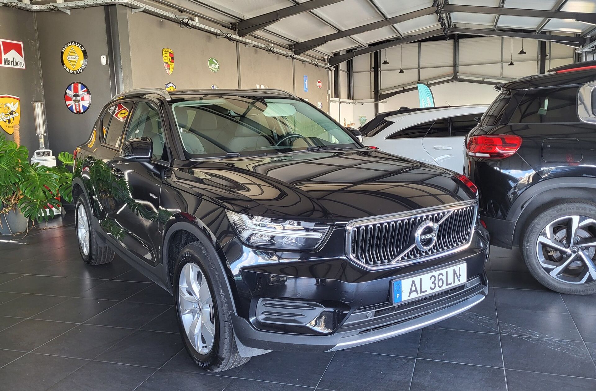 VOLVO XC40 1.5 T2 Momentum Geartronic