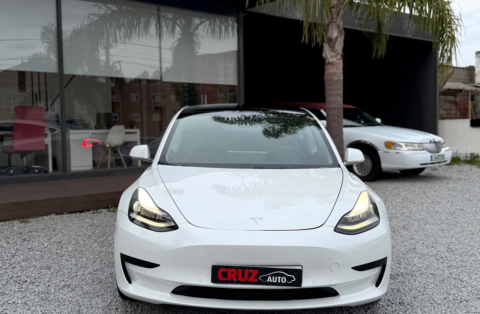 TESLA Model 3 Standard Range Plus RWD