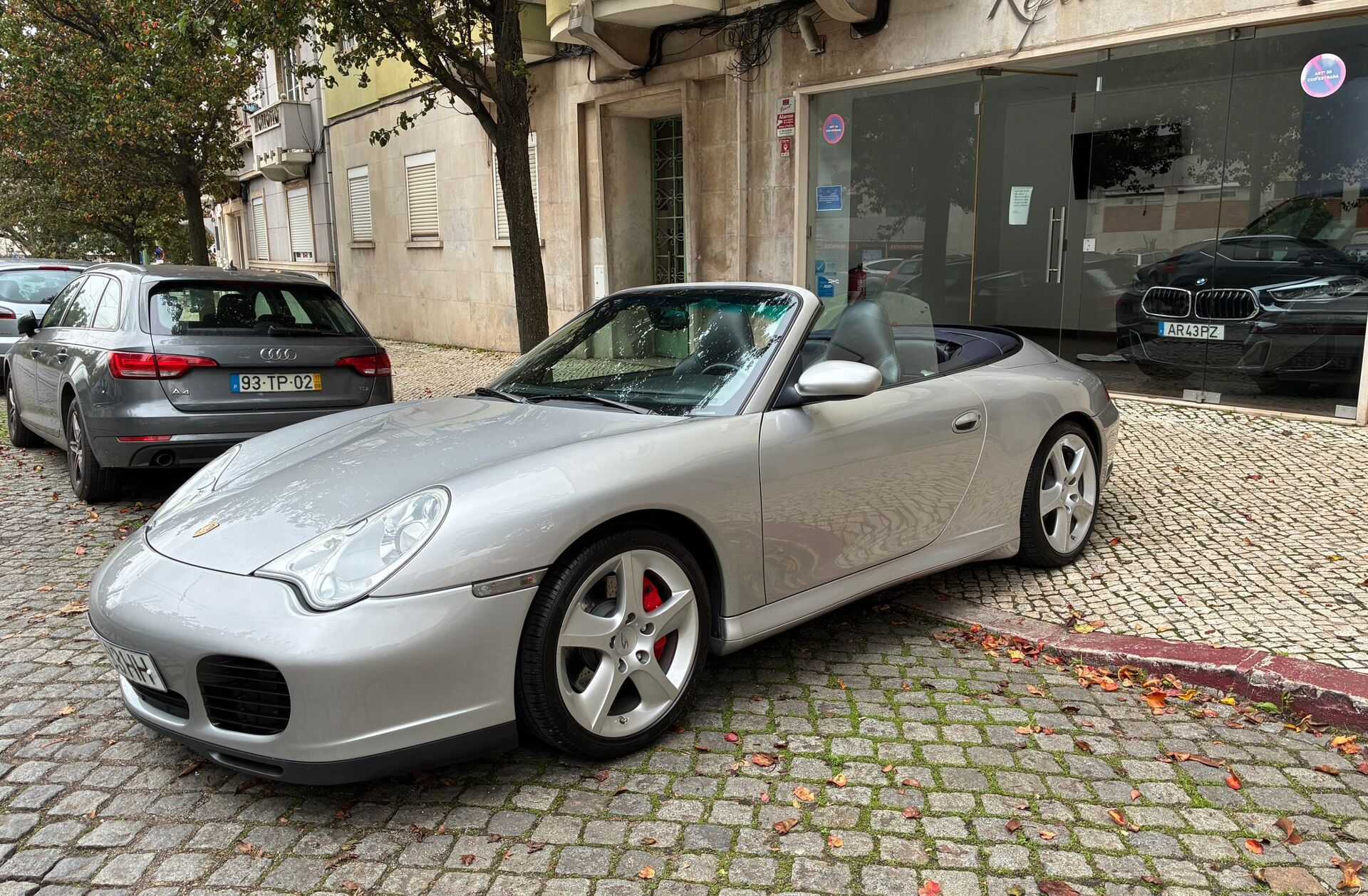 PORSCHE 911 Carrera 4 S