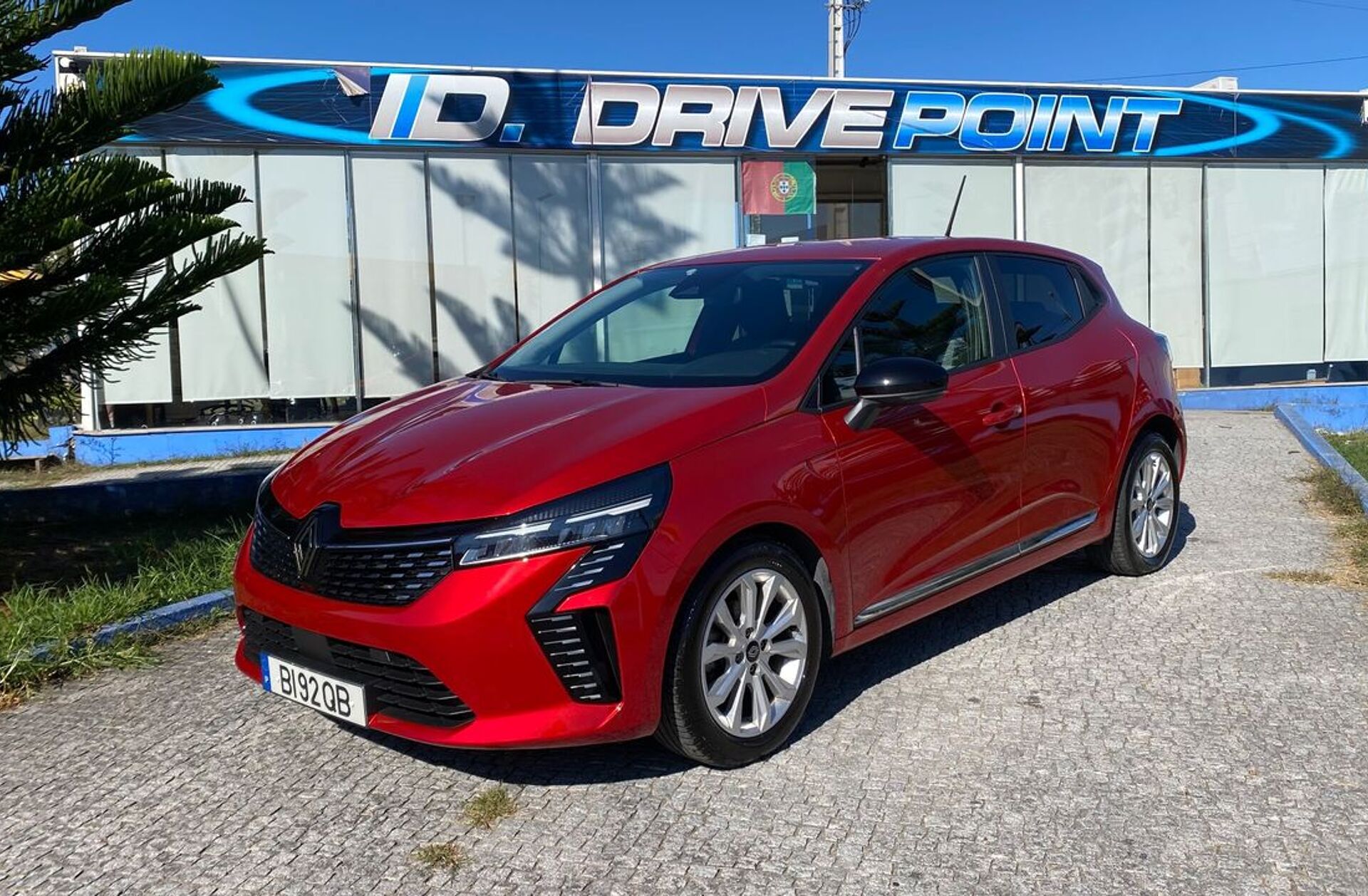 RENAULT Clio 1.0 TCe Techno