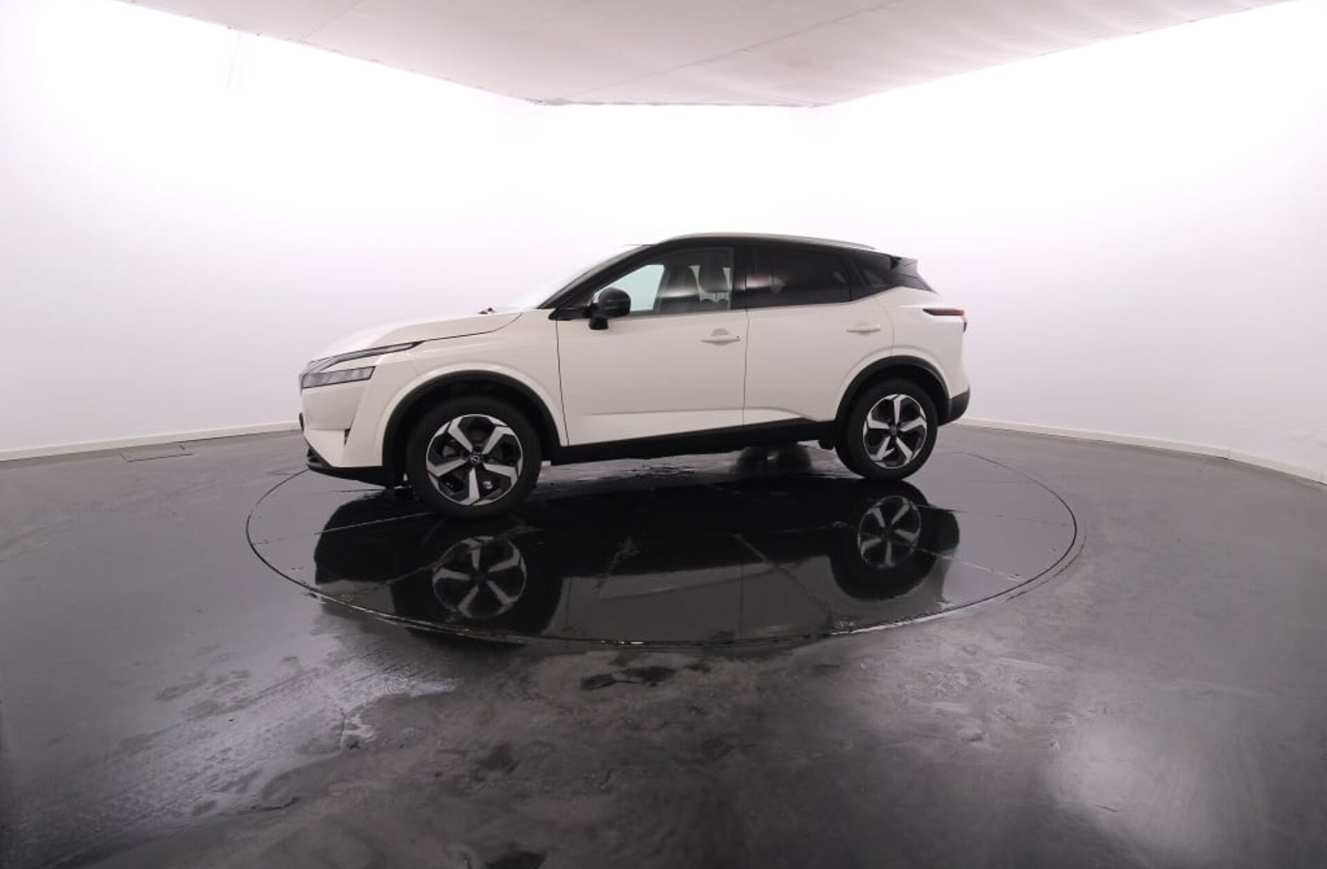 NISSAN Qashqai 1.3 DIG-T N-Connecta