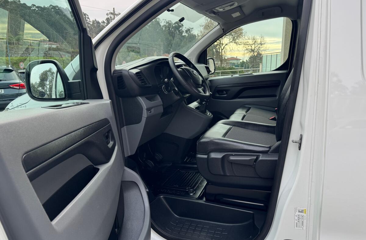 TOYOTA Proace 2.0 D-4D L2