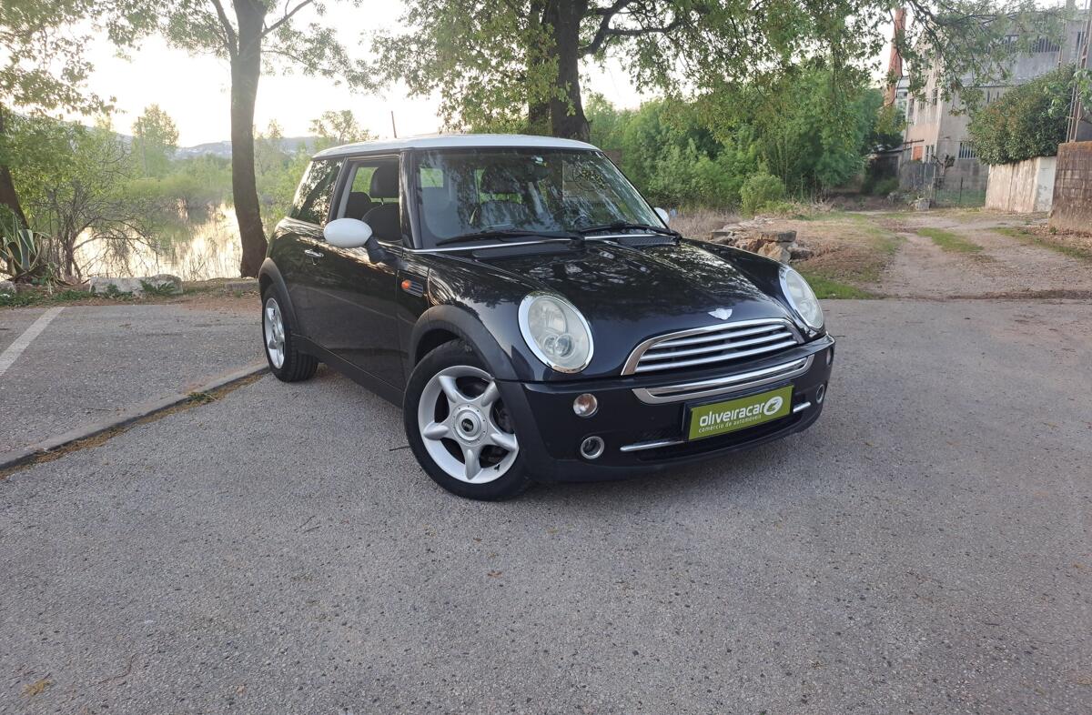 MINI Mini Cooper Auto.