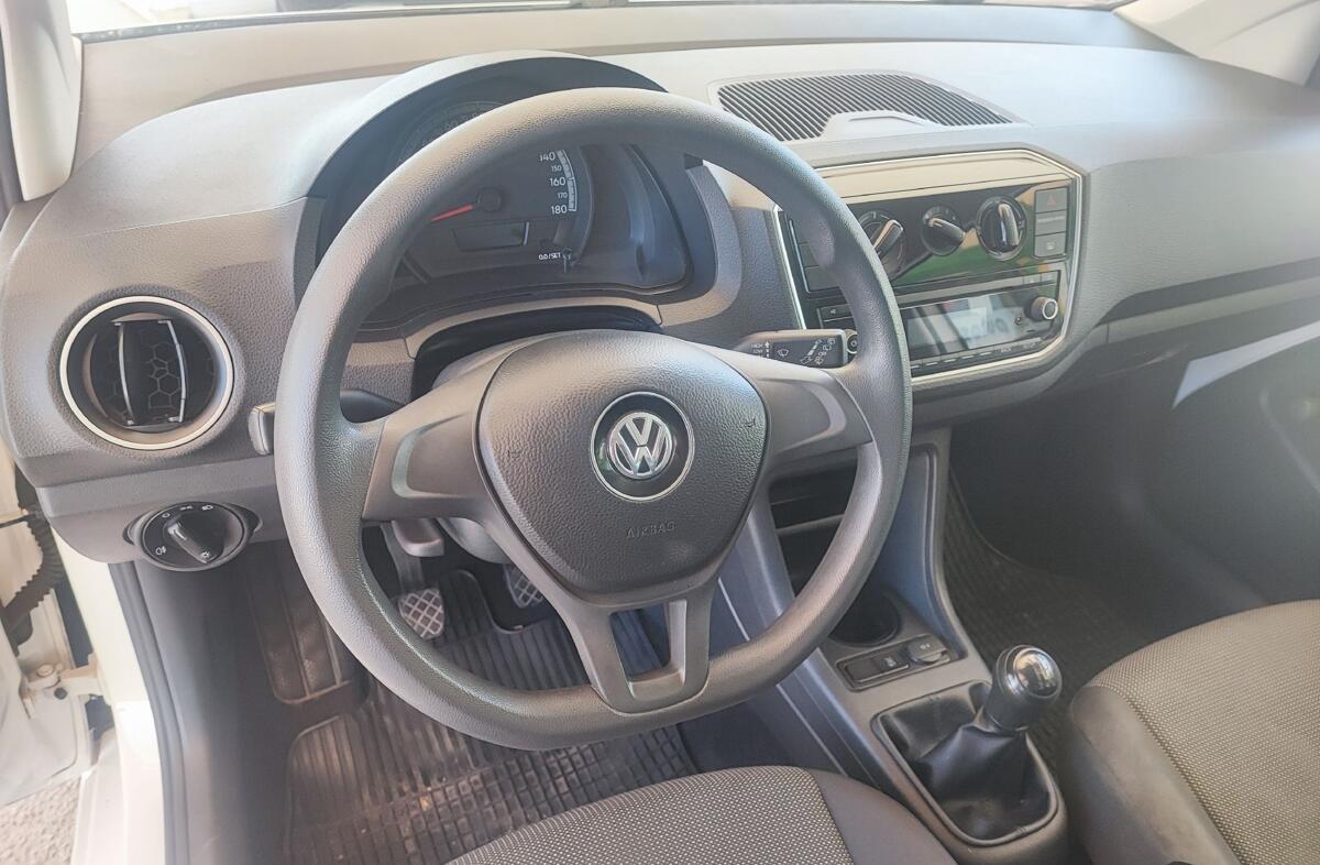 VOLKSWAGEN Up 1.0 TSI BMT Up! Beats