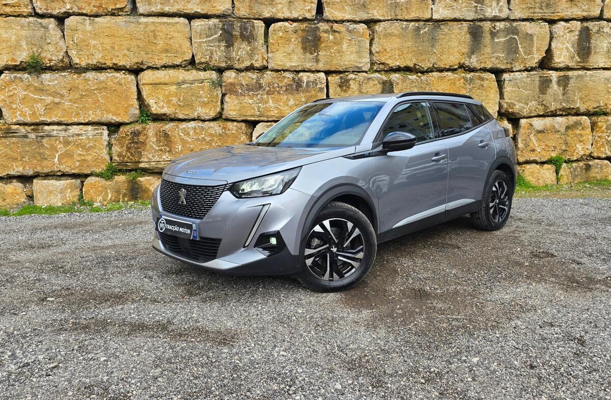 PEUGEOT 2008 e- 50 kWh GT