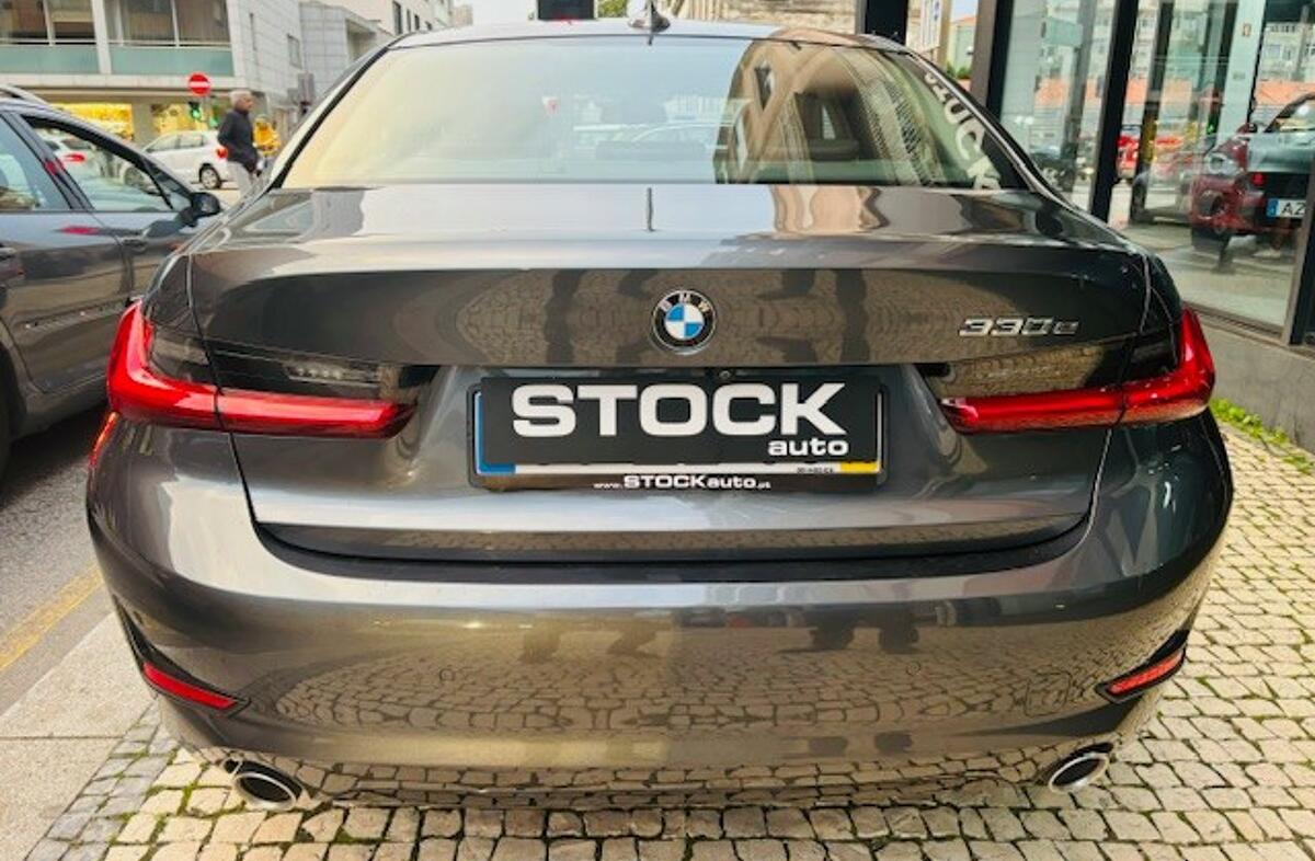 BMW Serie-3 330 e Auto