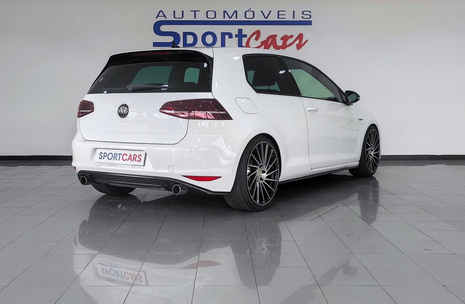 VOLKSWAGEN Golf 2.0 TSi GTi Performance