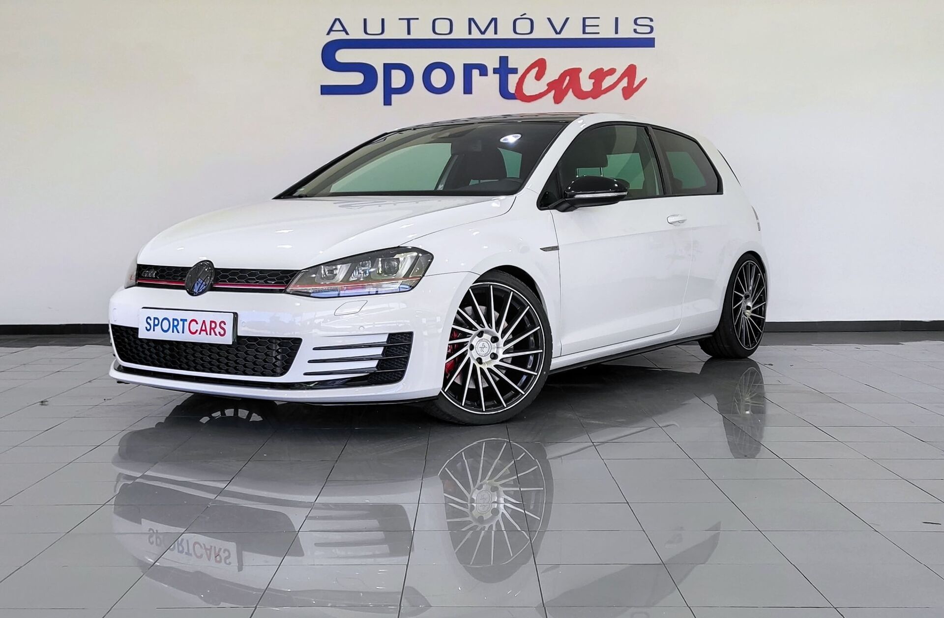 VOLKSWAGEN Golf 2.0 TSi GTi Performance