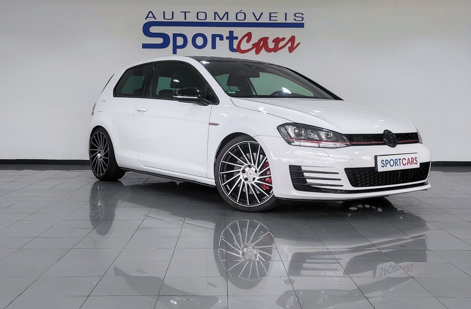 VOLKSWAGEN Golf 2.0 TSi GTi Performance