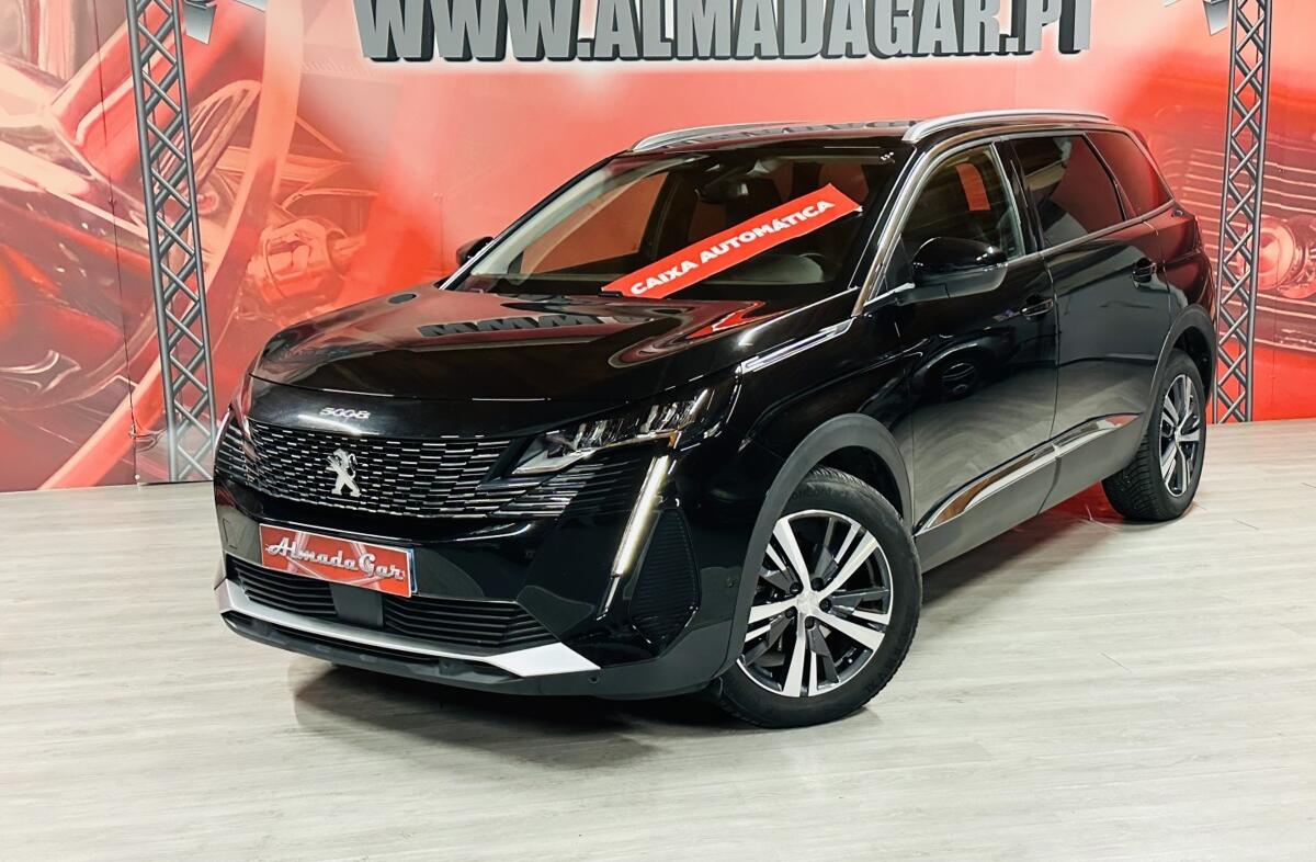 PEUGEOT 5008 1.2 PureTech Allure Pack EAT8